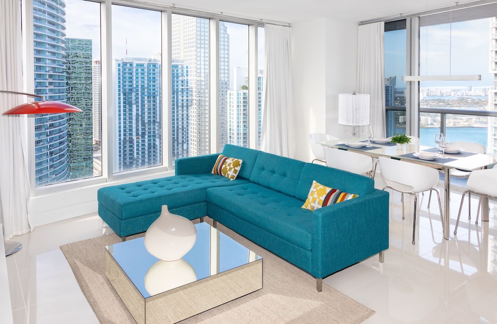 Presidential Corner Apart, 2/2 and Sofa Bed, Ocean View1608 thumbnail 6