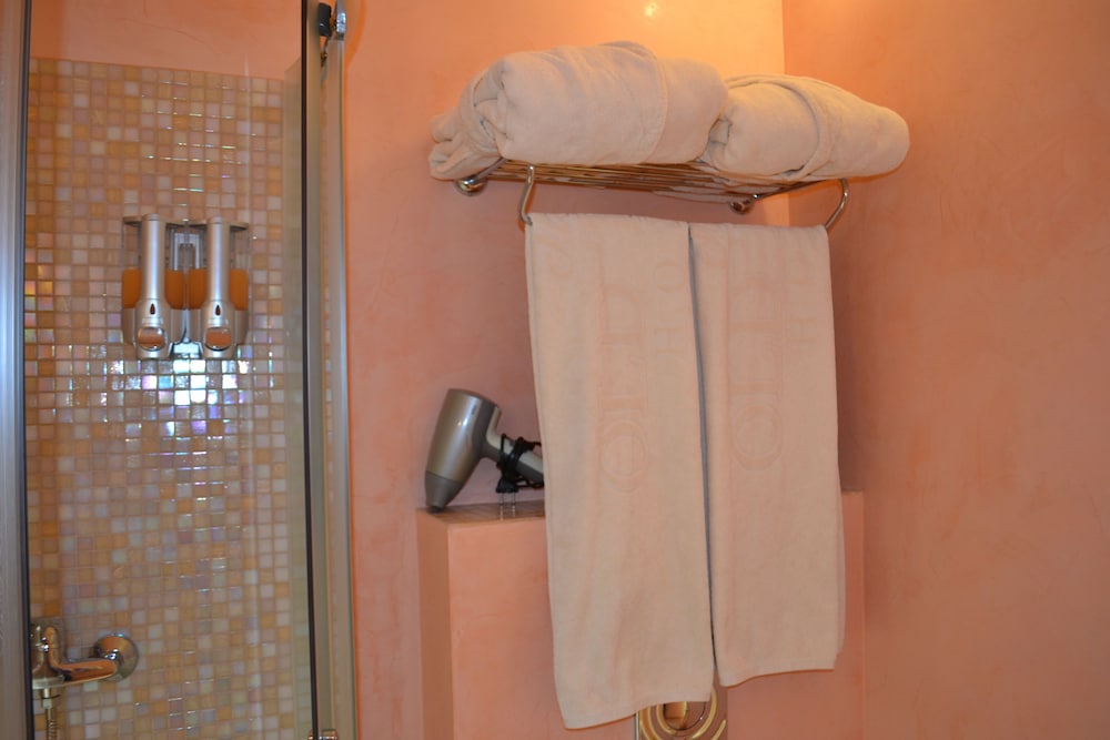 Deluxe Double Room (#8) photo 2