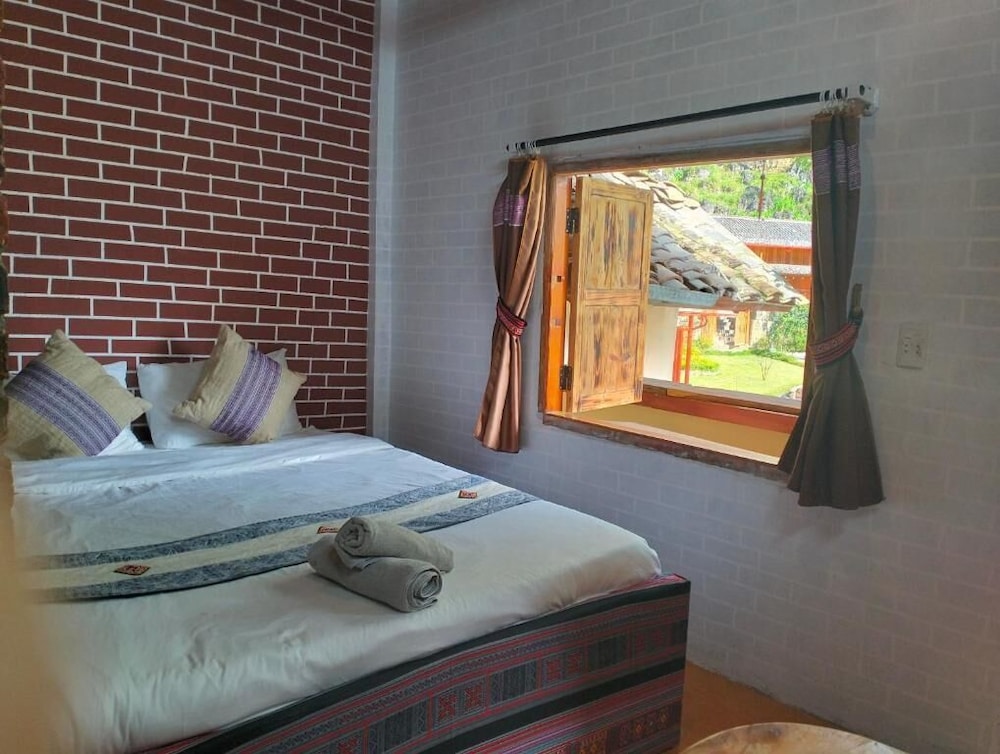 Standard Double Room, Hill View photo 3