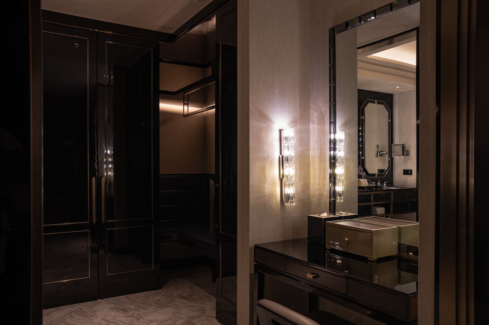 Terrace King Room photo 2