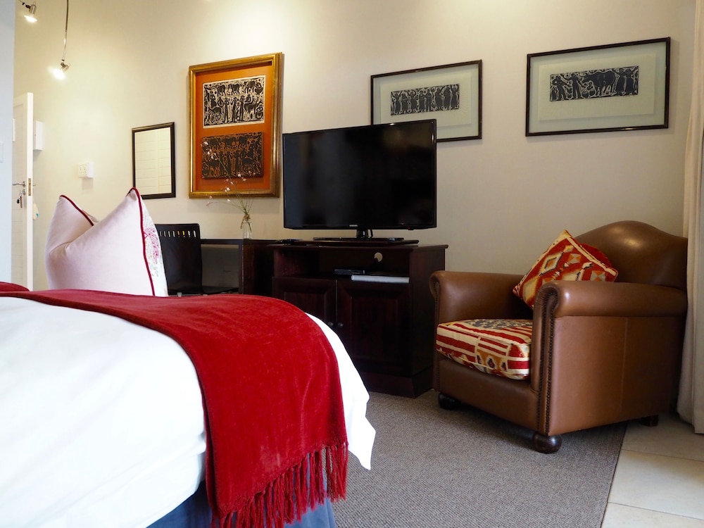 Standard Loft, 1 King Bed photo 3