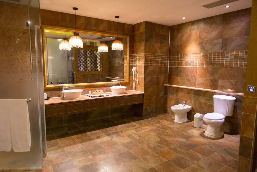 Suite (Check in time starts from 6pm) photo 3