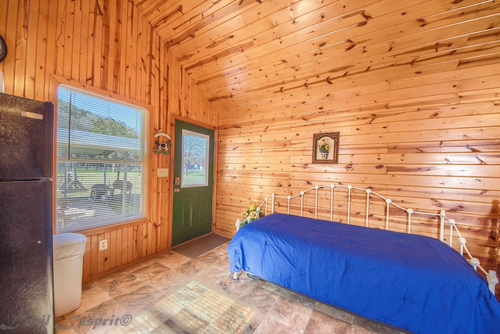 House, 1 Bedroom