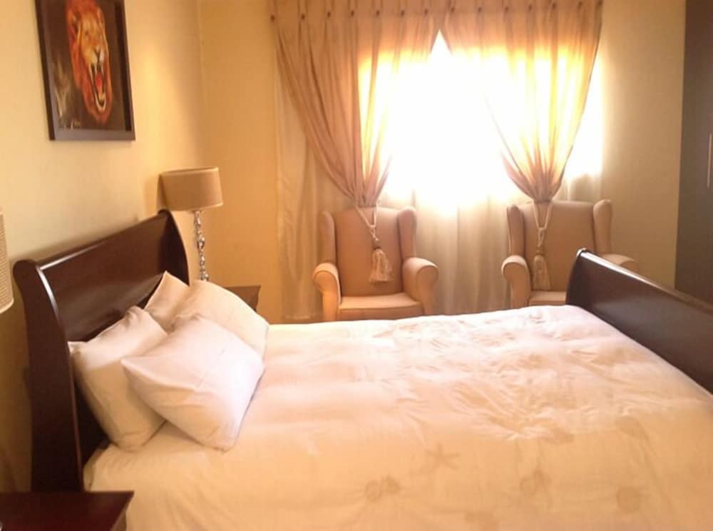 Standard Room photo 3