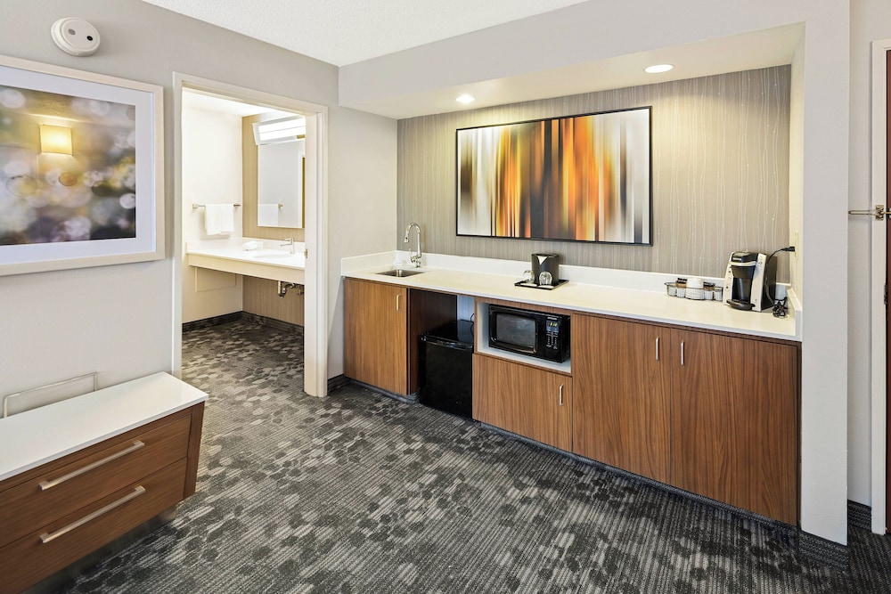 Suite, 1 Bedroom (Hearing Accessible) photo 2