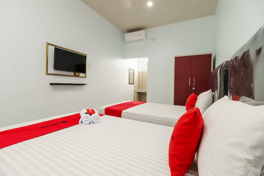 Twin Room - Photo 8