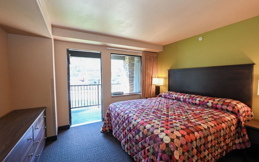 Family Condo, 2 Bedrooms, Kitchen photo 2