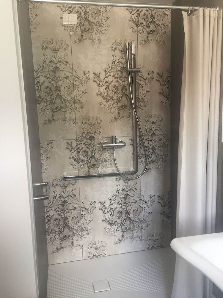 Double Room, Accessible photo 3