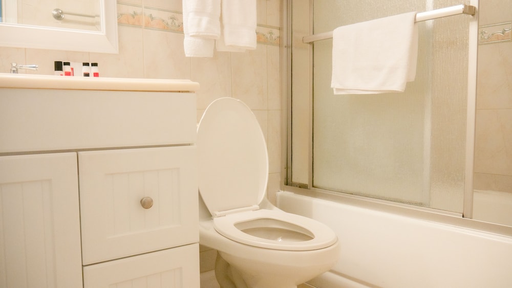 Room, 2 Queen Beds, Oceanfront (Efficiency, Non-Smoking) photo 2