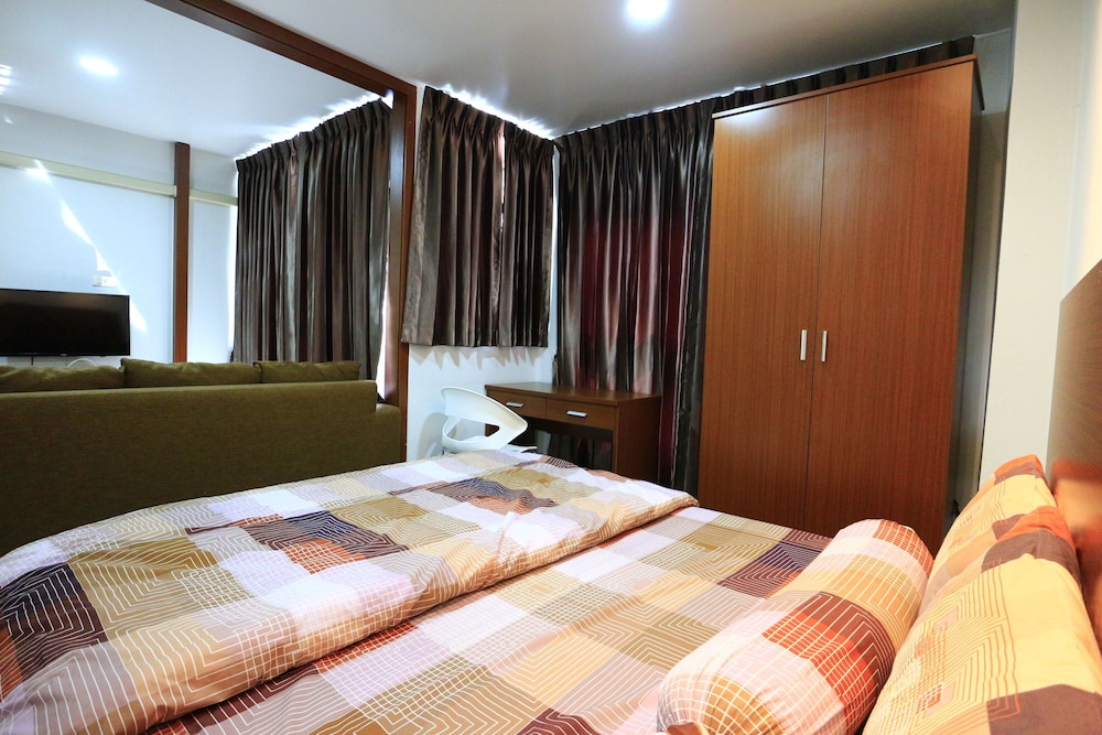 Standard Room, 1 Double Bed, Non Smoking photo 3