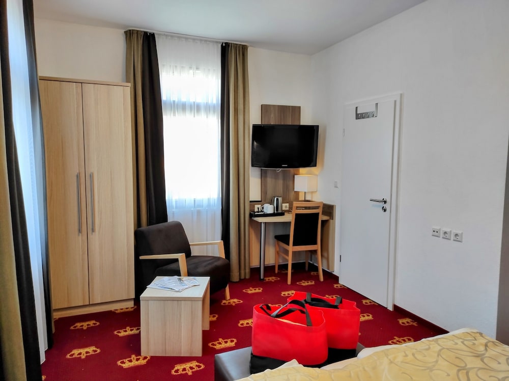 Standard Double Room - Photo 2