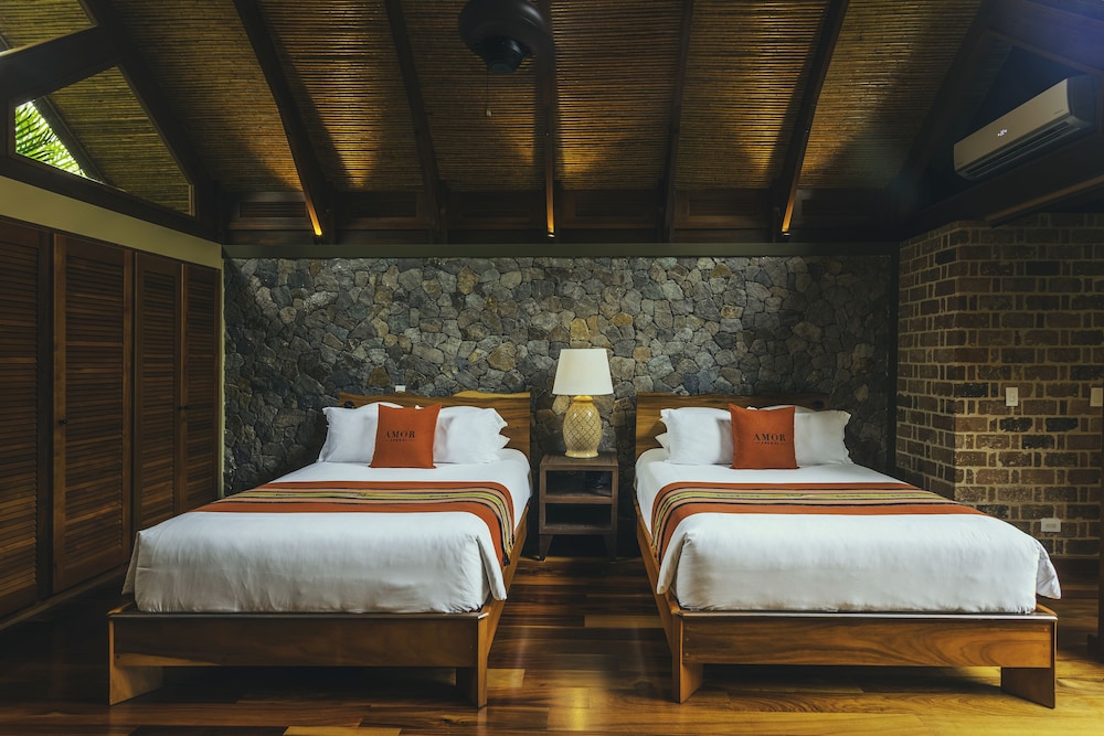 Canyon Casitas Queen photo 3