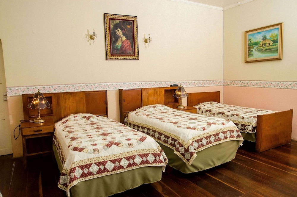 Triple Room photo 2