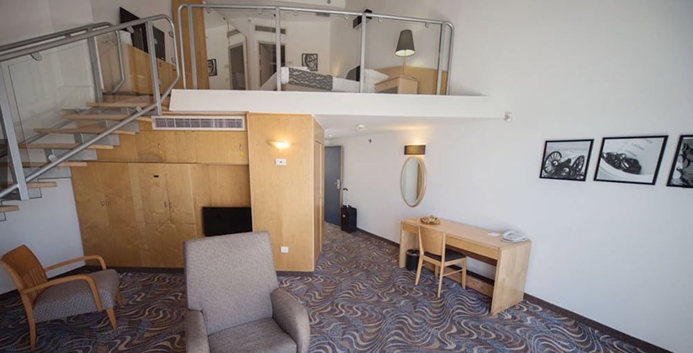 Gallery Duplex, 2 Bedrooms, Sea View photo 3