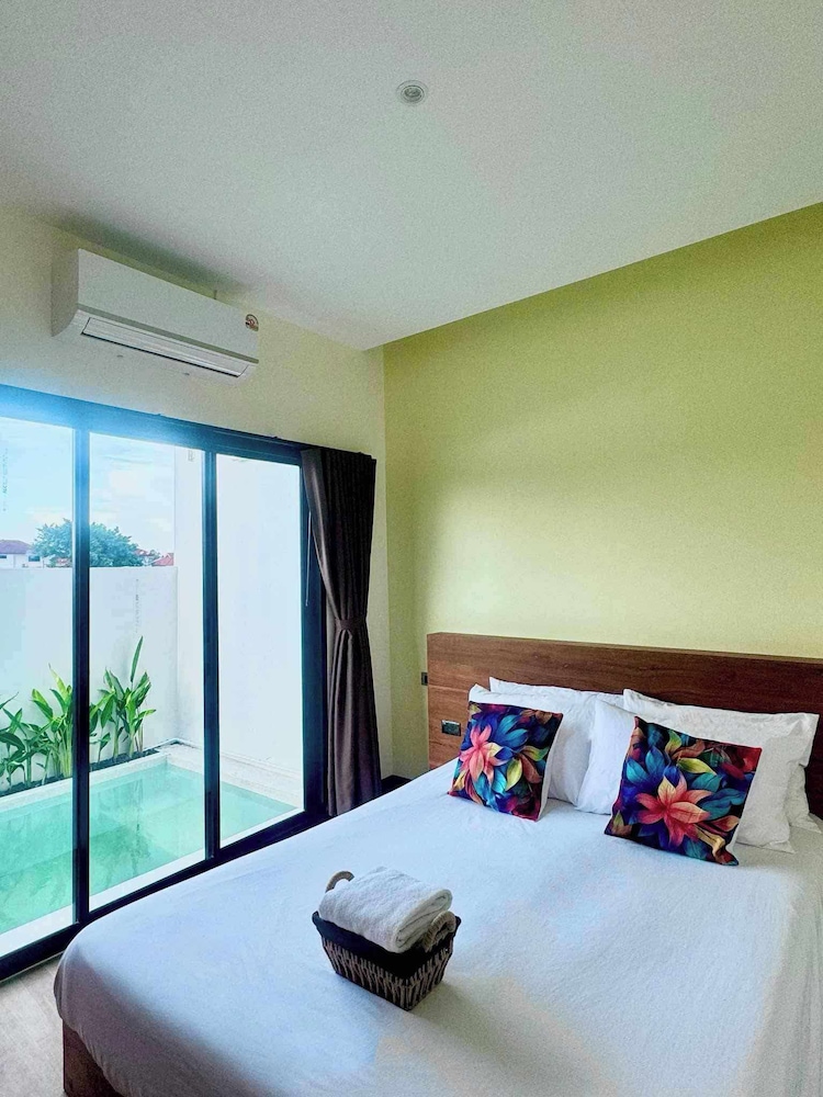 Family Pool Villa 2 Bedroom - Photo 6