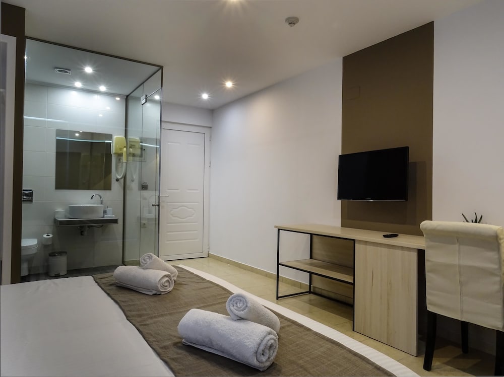 Luxury Room, Garden View