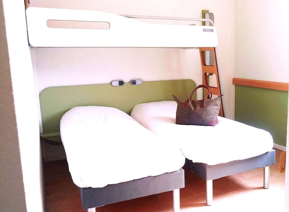 Triple Room, Multiple Beds photo 2