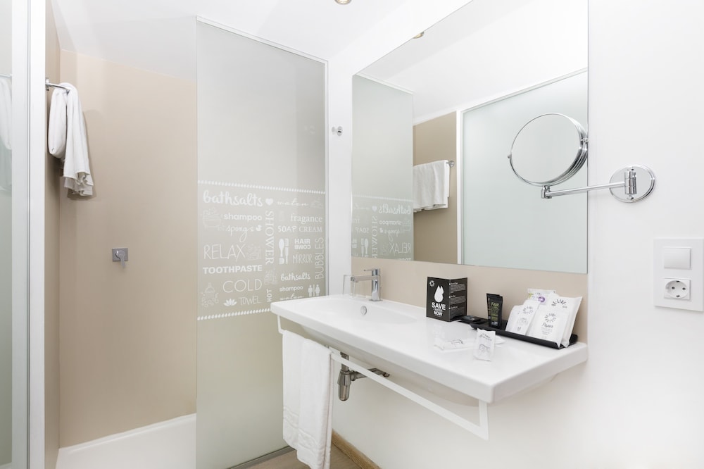 Superior Double Room, Sea View - Photo 6