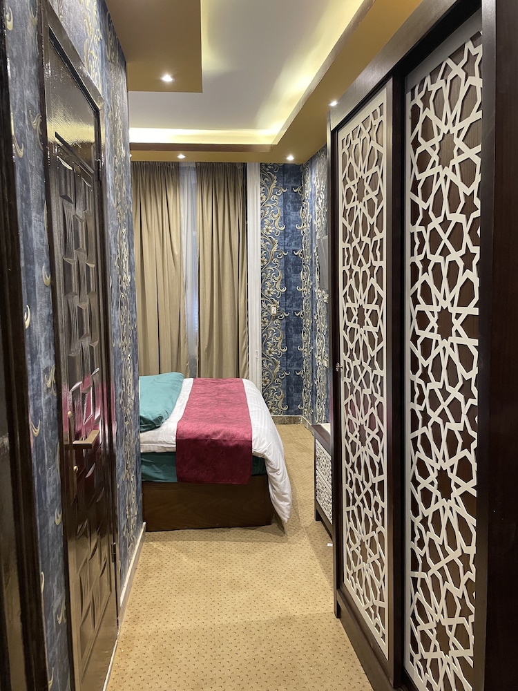 Deluxe Single Room, City View
