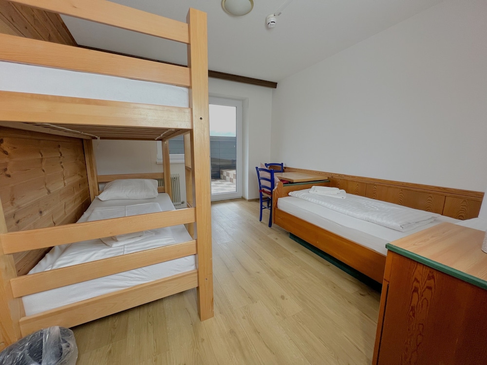 Basic Triple Room