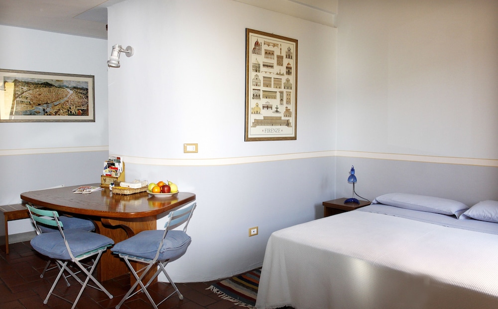 Double Room (Large Bedroom On Two Levels) photo 2
