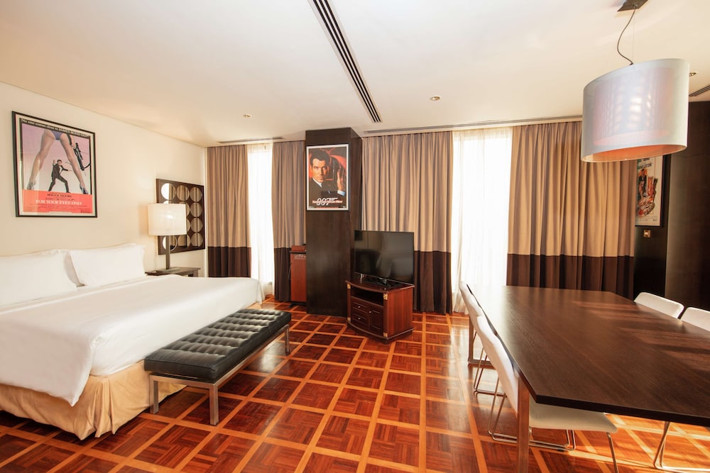 Suite (Theme) - Photo 7