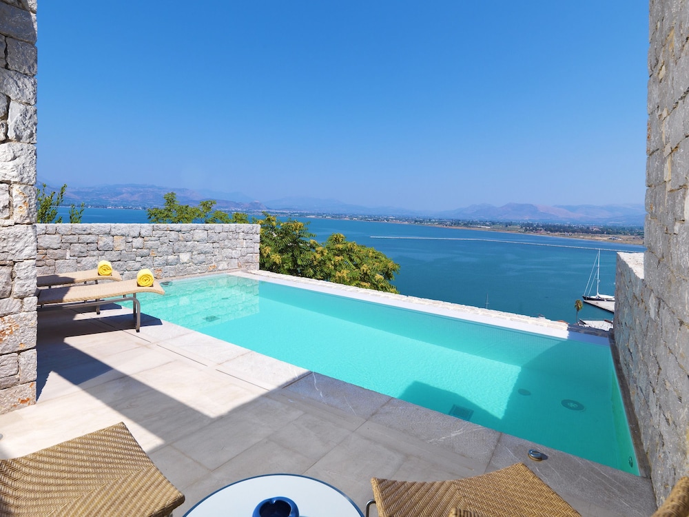 Luxury Bungalow, Private Pool, Sea View - Photo 6