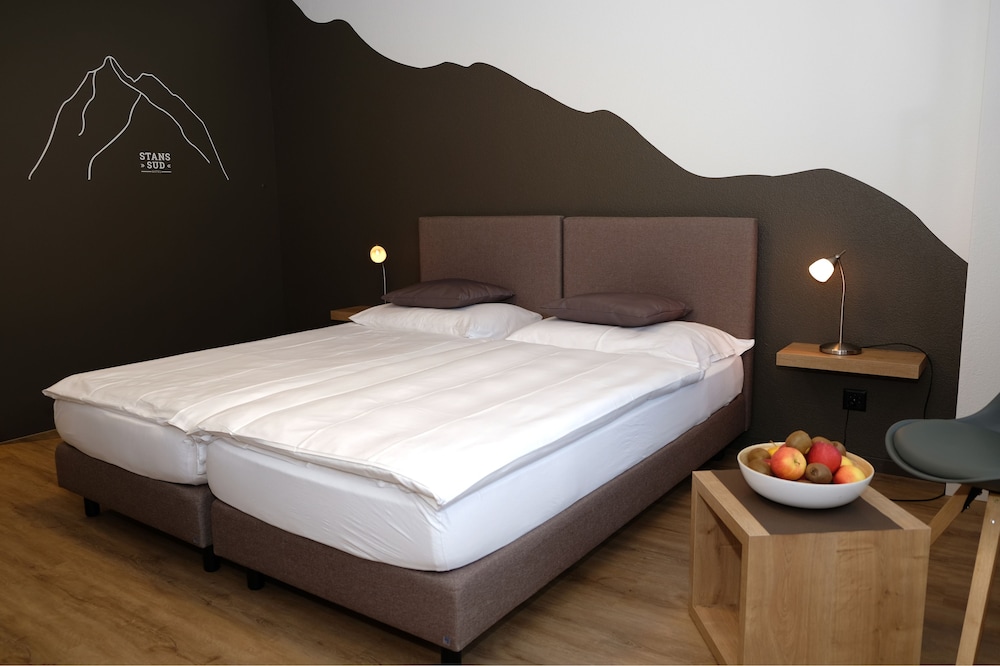Standard Room (twin bed)