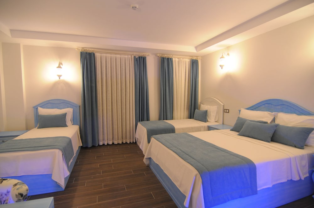 Family Quadruple Room, 1 Bedroom, Non Smoking photo 1