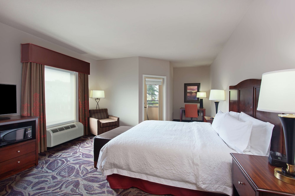 Room, 1 King Bed, Accessible, Balcony