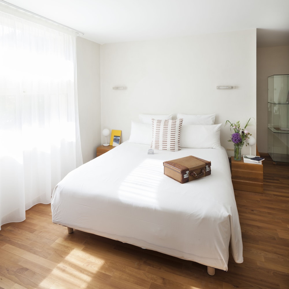 Club Double Room - Photo 1