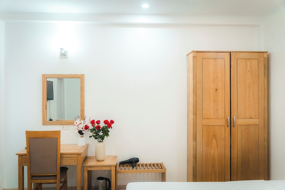 Basic Twin Room