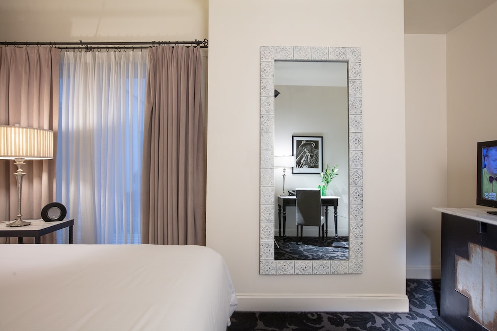 Standard Room, 1 King Bed, City View (King Room (KR)) - Photo 4