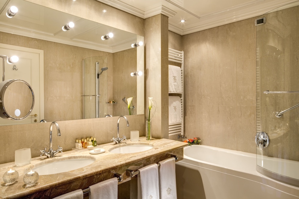 Executive Double Room - Photo 3
