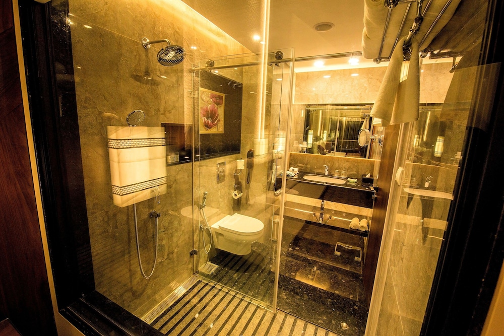 Premier Room, Business Lounge Access, Garden View - Photo 6
