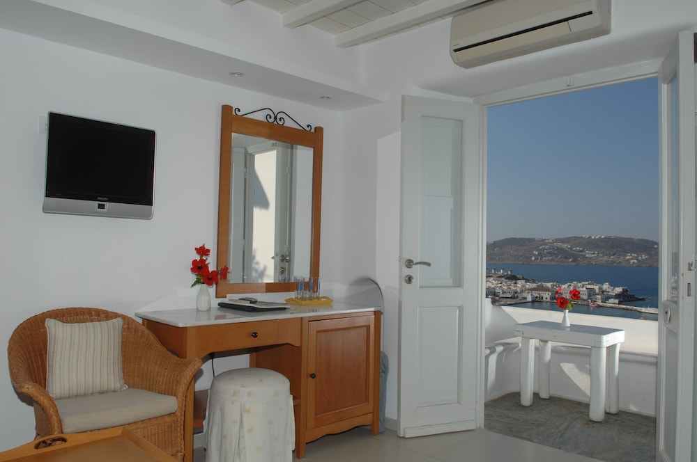 Family Room, Sea View (Superior) - Photo 5