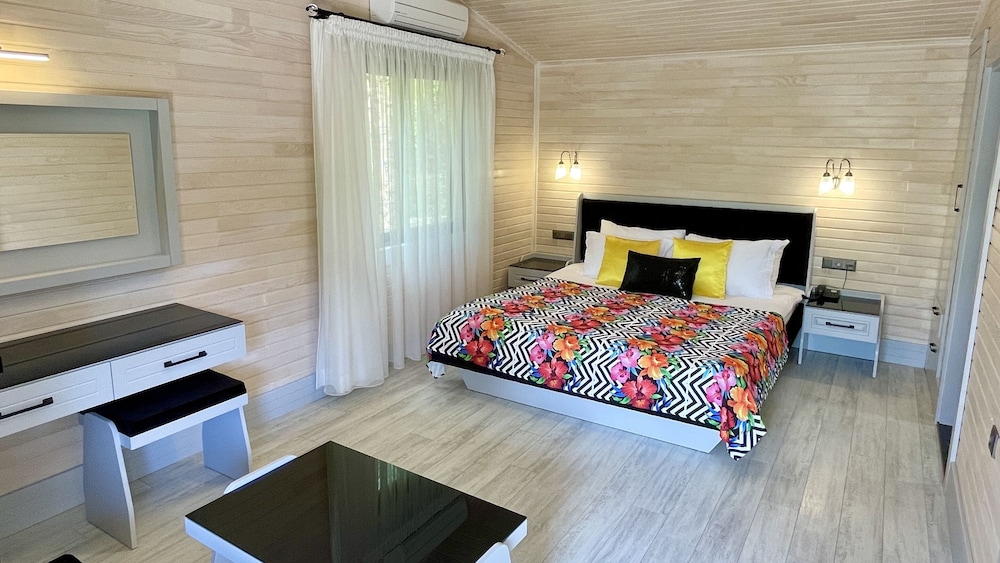 Family Bungalow, 2 Bedrooms photo 1