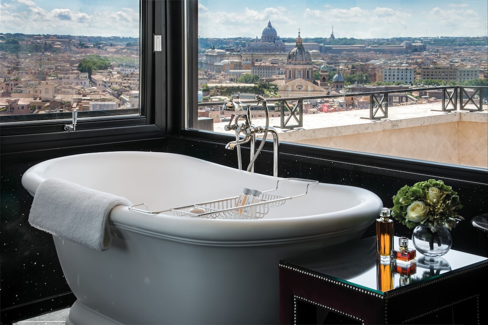 Penthouse (Hassler Suite) photo 2