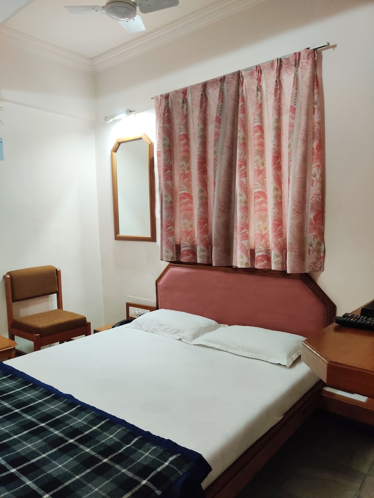 Economy Room - Photo 1