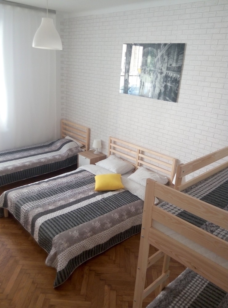 Family Room, Multiple Beds photo 1