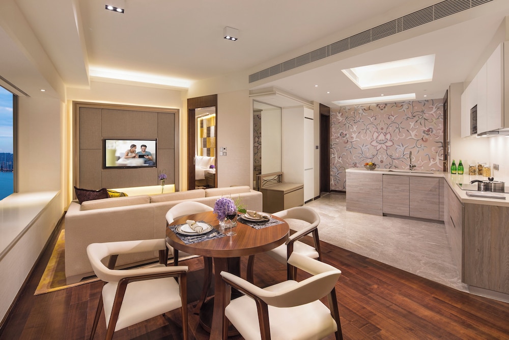 Premier Suite photo 1