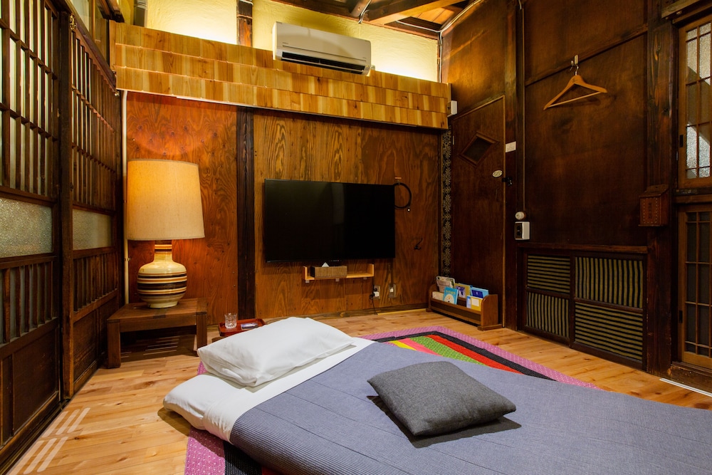 Traditional House, 2 Bedrooms, Non Smoking photo 3