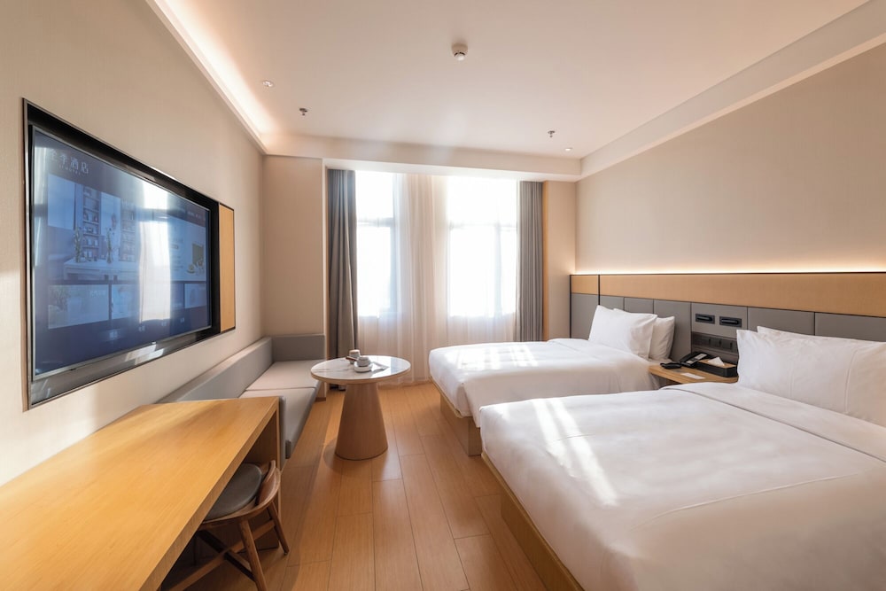 Comfort Twin Room, Courtyard View