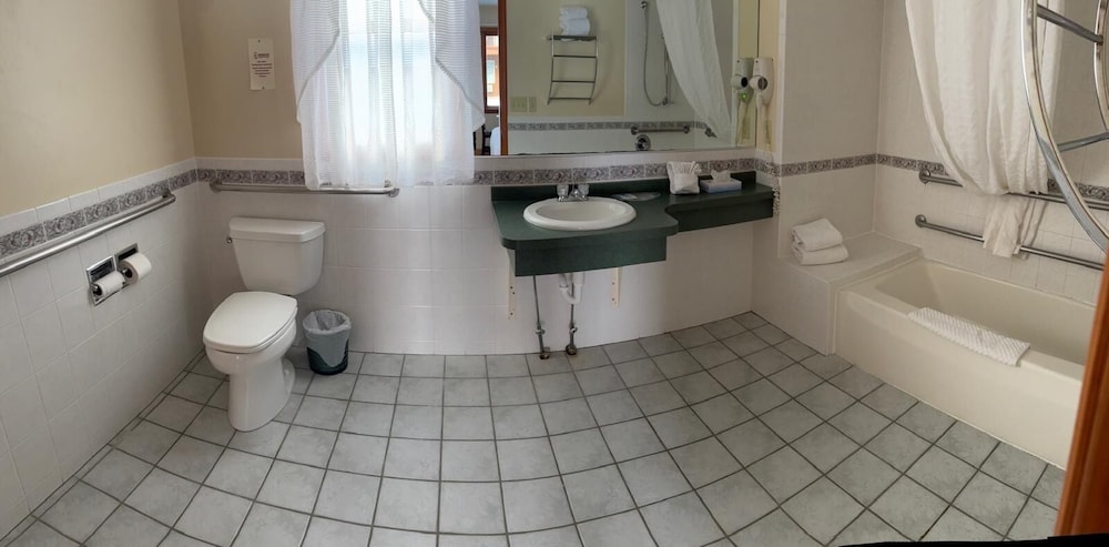 Economy Room photo 3