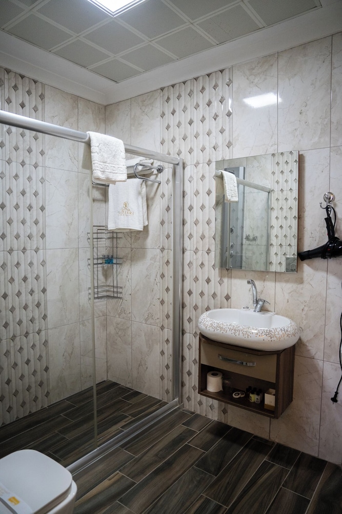 Triple Room - Photo 13