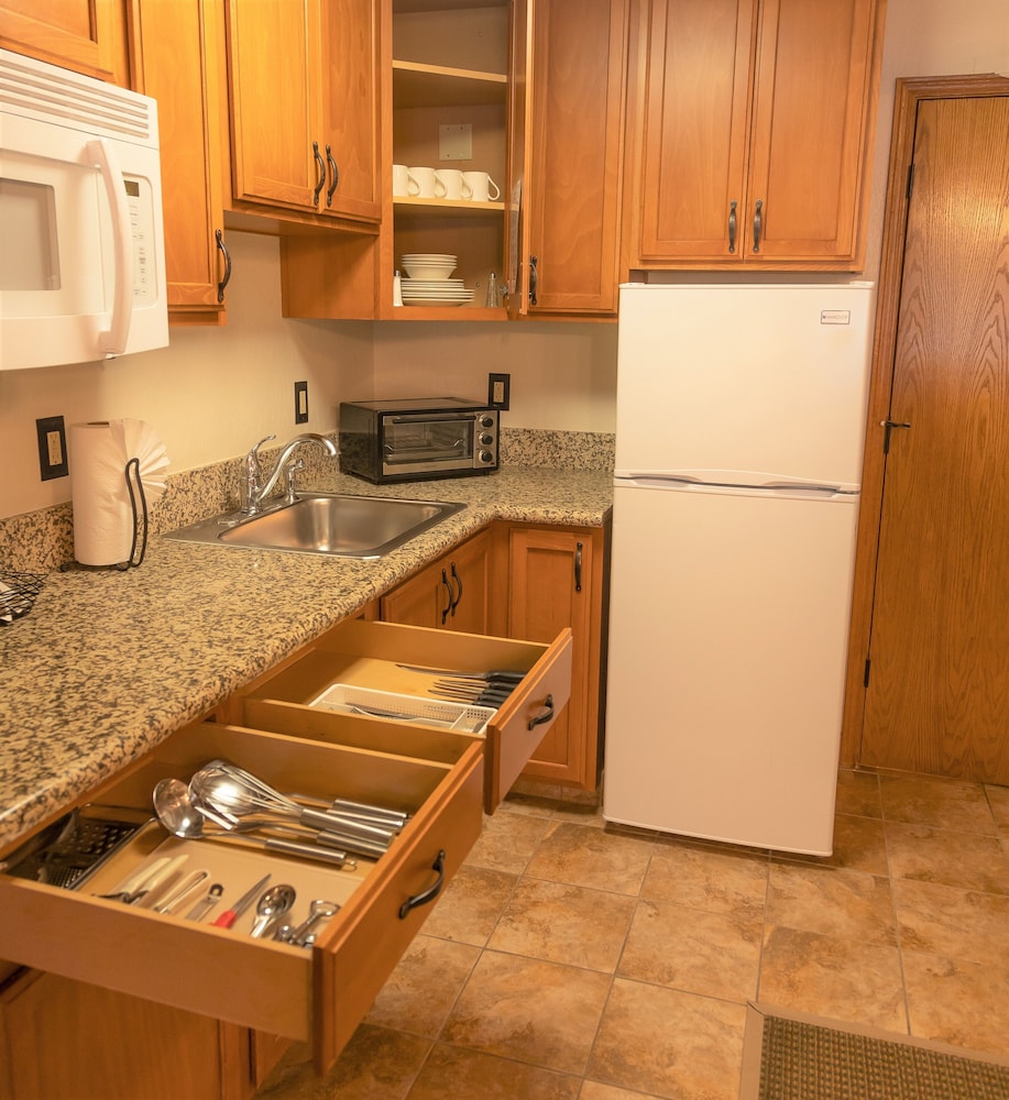 Townhouse - Photo 20