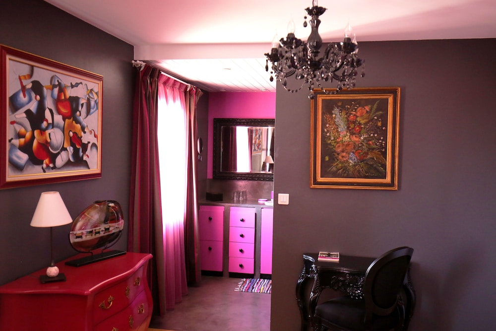 Double Room (Marilyn) photo 1