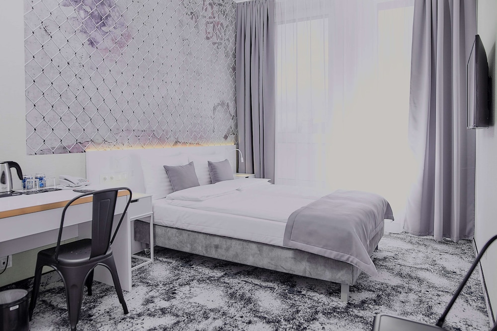 Standard Room, 1 Double Bed - Photo 5