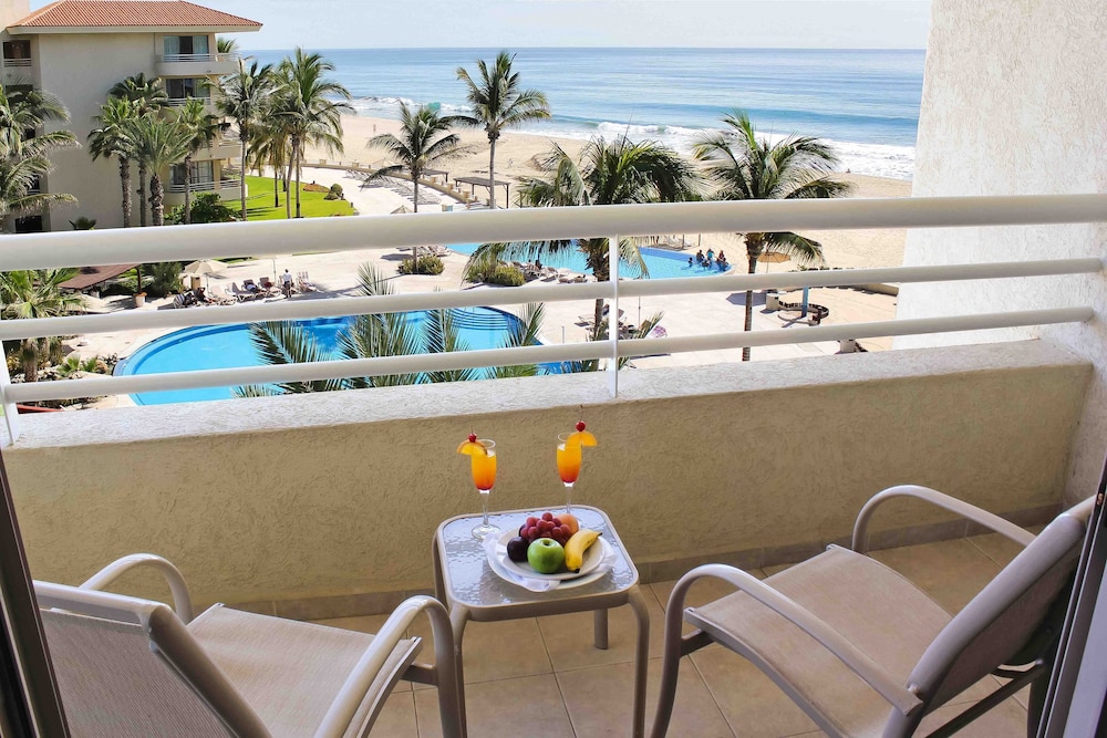 Superior Room, Sea View - Photo 4