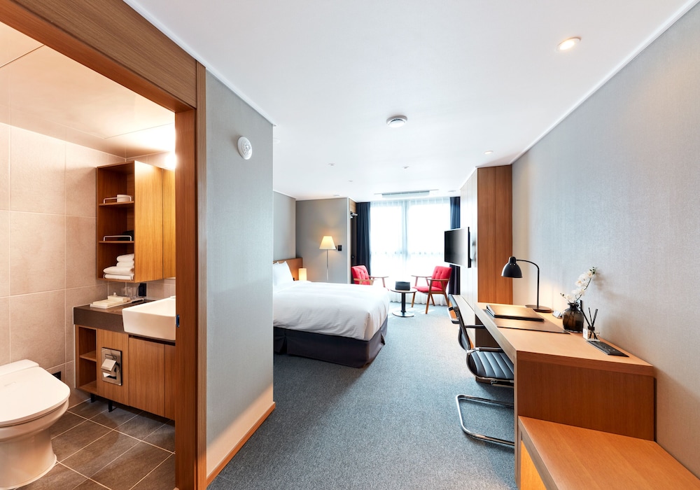 Standard Double Room, 1 Double Bed - Photo 4